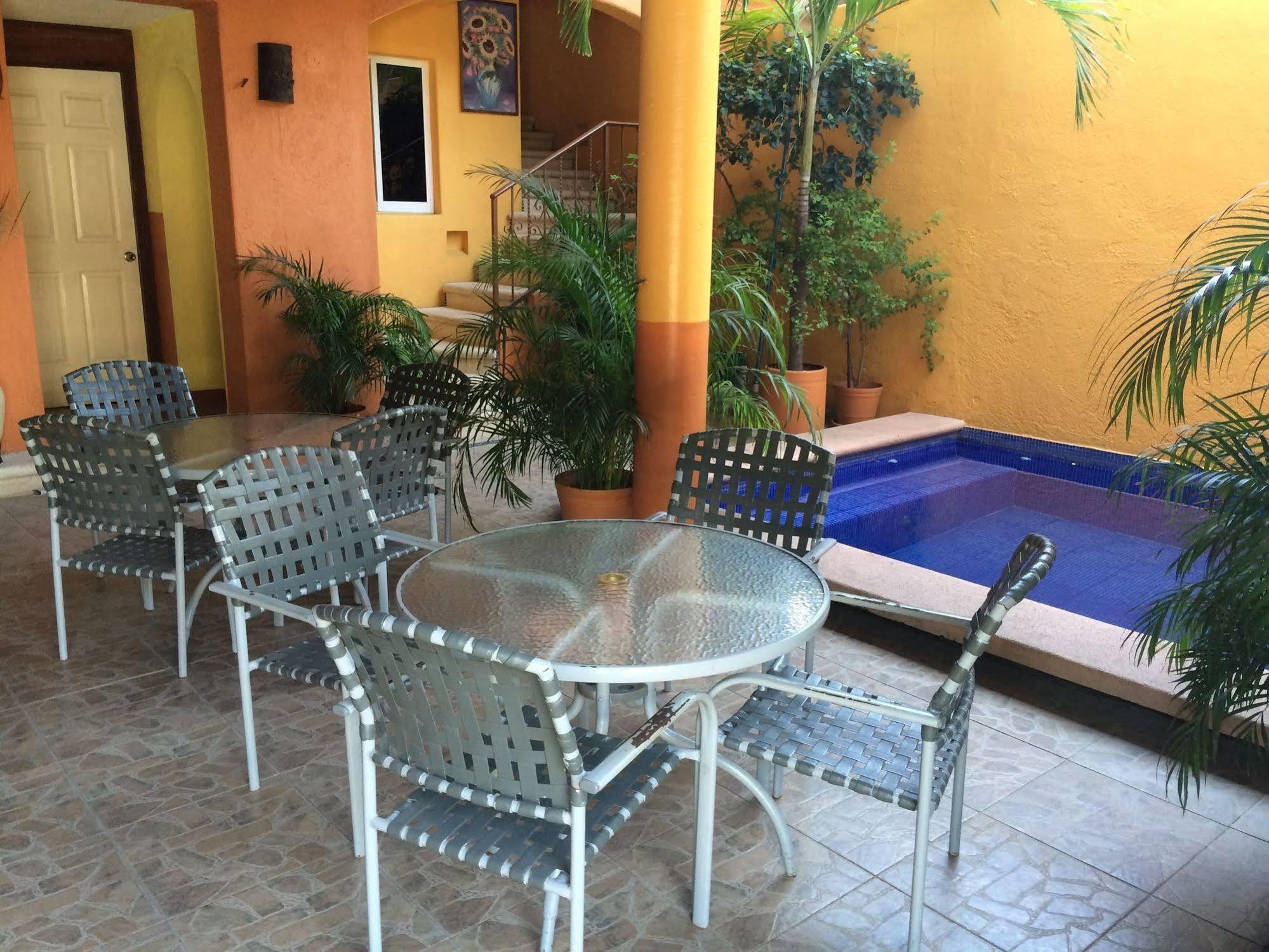 Hotel Las Salinas Zihuatanejo Exterior photo